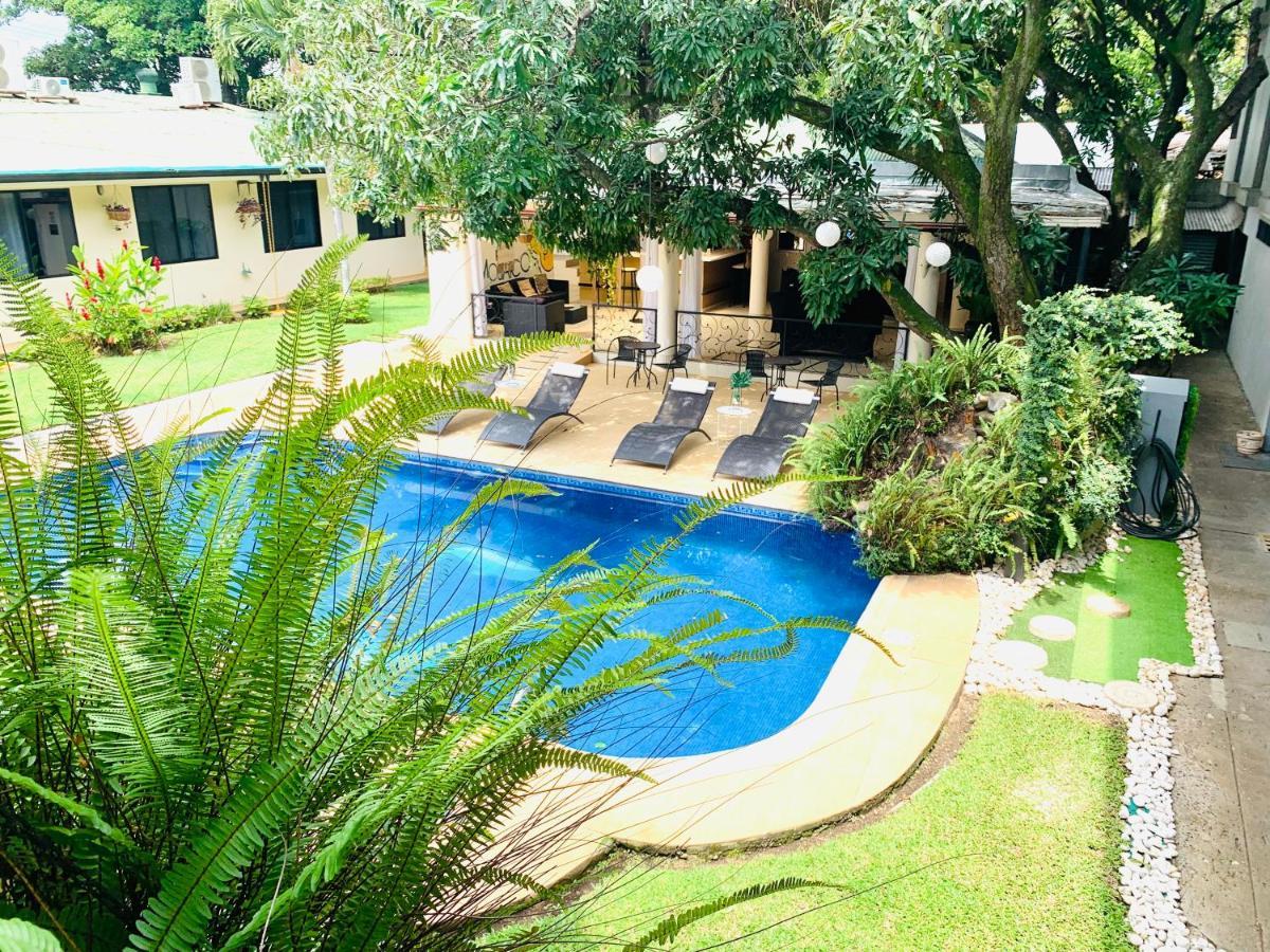 Hotel Mango Airport Río Segundo Kültér fotó