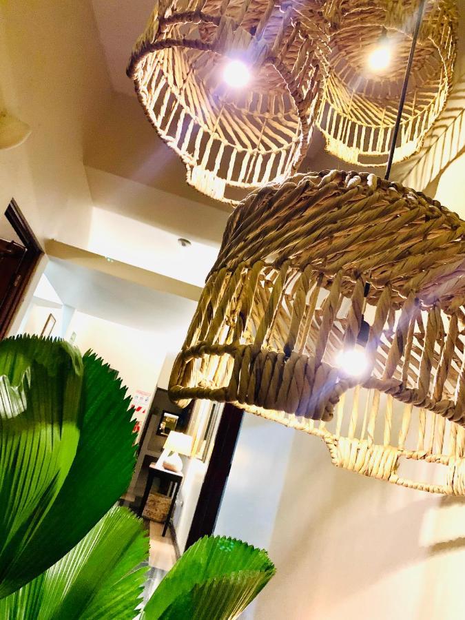 Hotel Mango Airport Río Segundo Kültér fotó